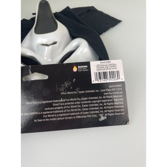 FunWorld Ghost Face Mask from Scream, Halloween Costume, Scary - Picture 6 of 12